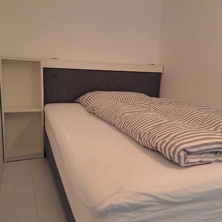 Apartament Ruhige Art-Garconniere Mit Balkon Wiedeń Zewnętrze zdjęcie