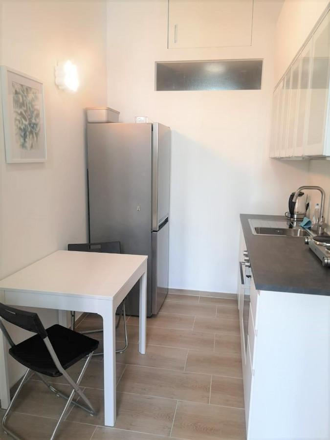 Apartament Ruhige Art-Garconniere Mit Balkon Wiedeń Zewnętrze zdjęcie